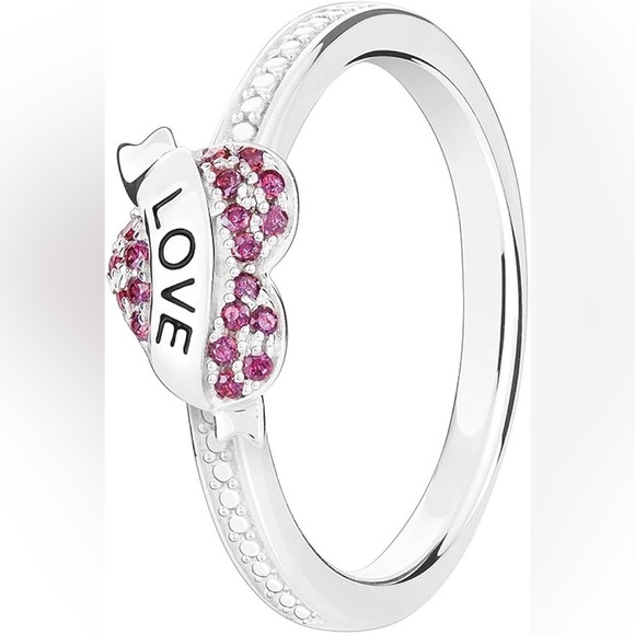 Banner Heart Ring with Dark Red Swarovski .925 Chamilia NEW - Picture 1 of 1